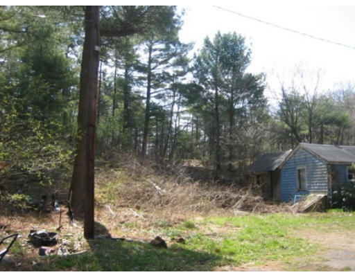 3 Blair Road Ipswich, MA 01938 - Photo 2 of 4 a view of a house with a yard