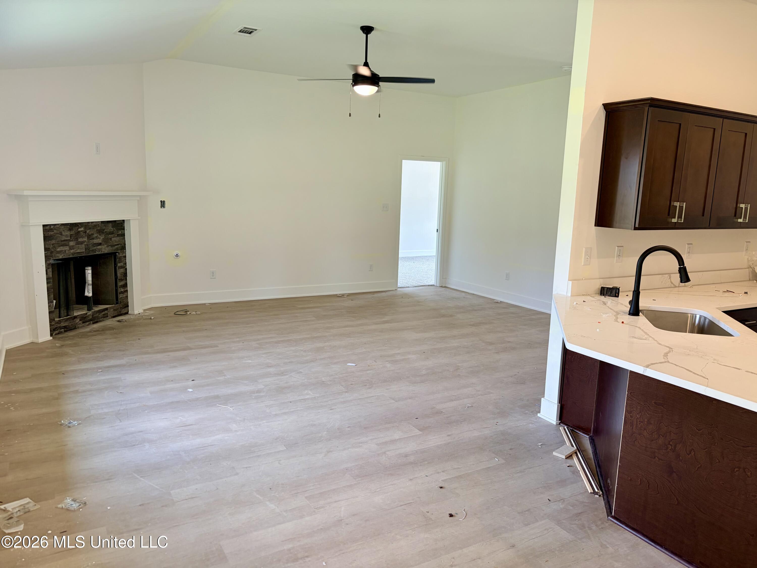 60 Farley Road Byhalia, MS 38611 - Photo 5 of 12 IMG_0316