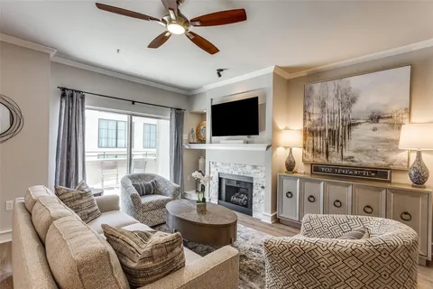 $460,000 | 3320 Camp Bowie Boulevard, Unit 1201, Fort Worth, TX 76107