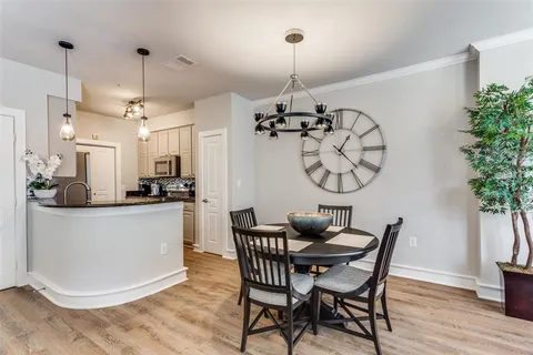 $460,000 | 3320 Camp Bowie Boulevard, Unit 1201, Fort Worth, TX 76107