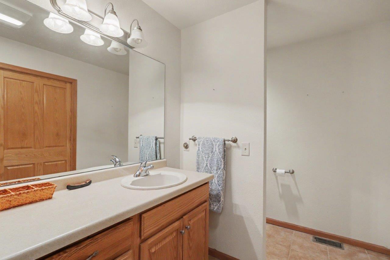 740 Rivers Edge Lane, Unit B Eagle River, WI 54521 - Photo 24 of 32 Gallery Image 24