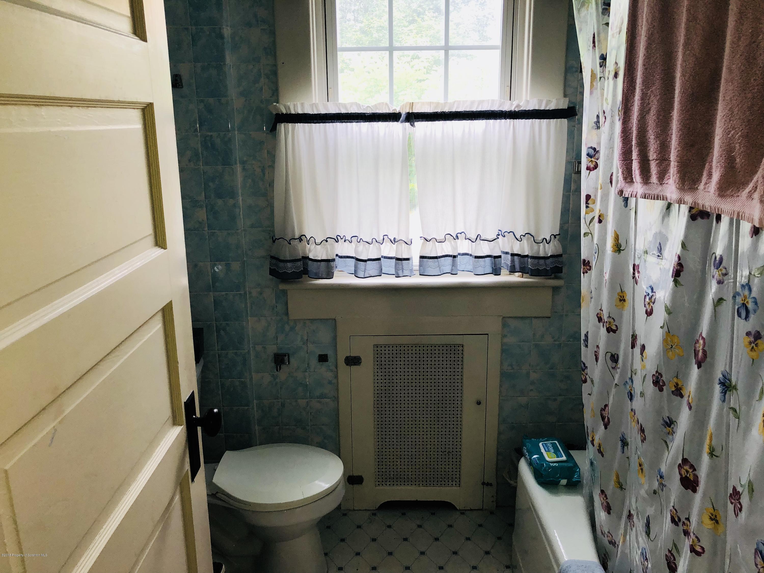 605 North Abington Road Clarks Summit, PA 18411 - Photo 26 of 29 Gallery Image 26