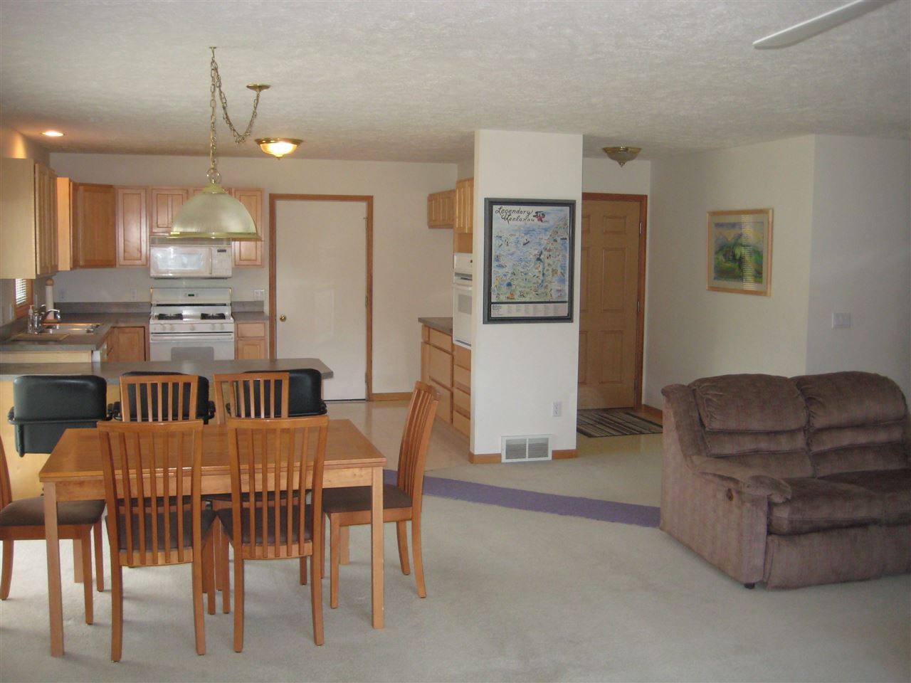 9179 South Maple City Road Maple City, MI 49664 - Photo 12 of 43 1873888-11.JPG