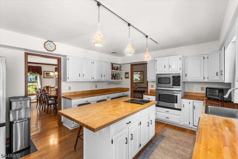 5 Cambridge Road Lafayette, NJ 07848 - Photo 12 of 48