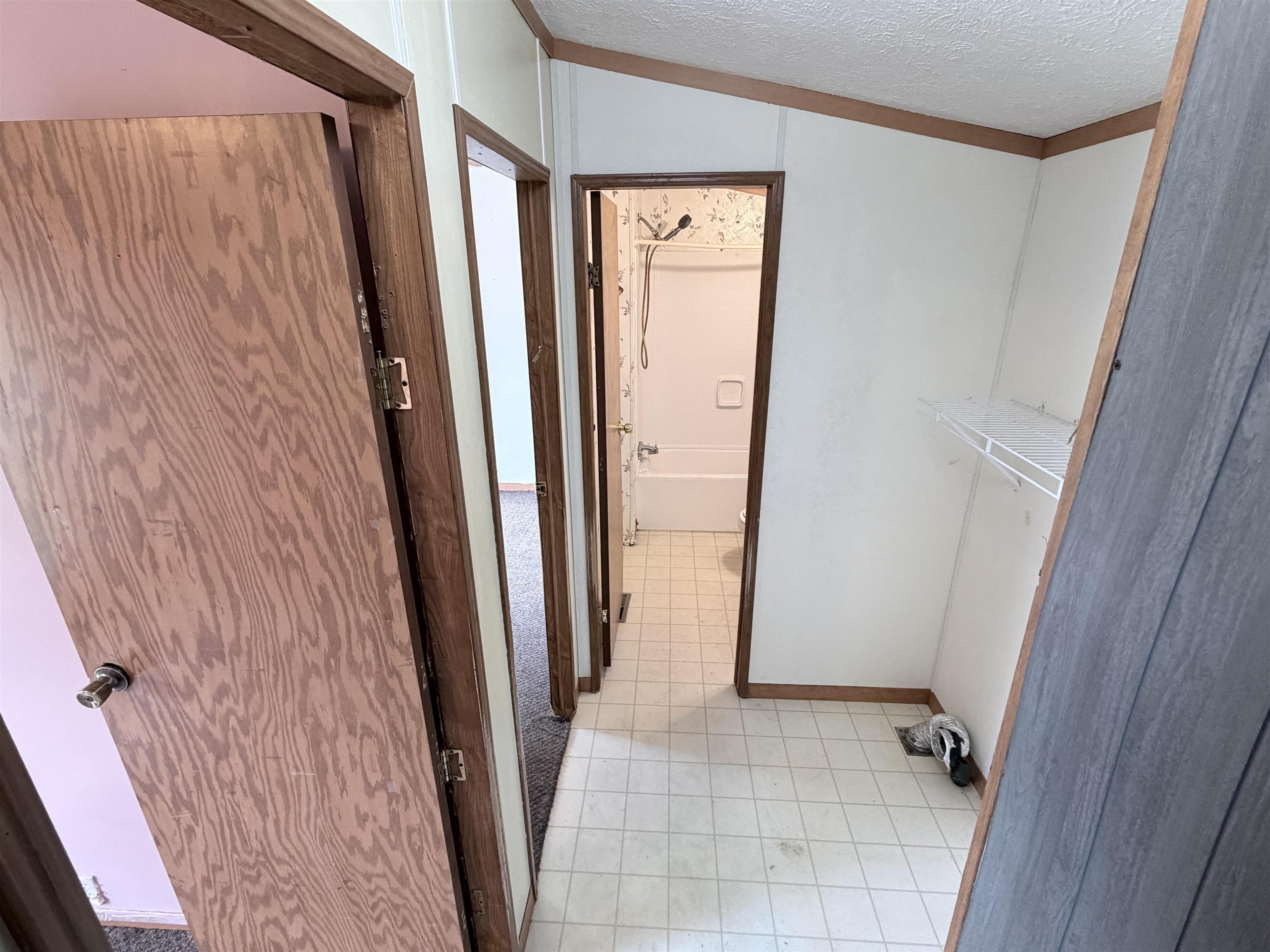 6542 North Geneva Road Coleman, MI 48618 - Photo 11 of 26