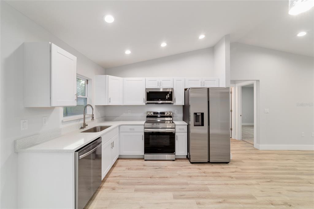 15591 Southwest 8th Place Ocala, FL 34481 - Photo 17 of 37