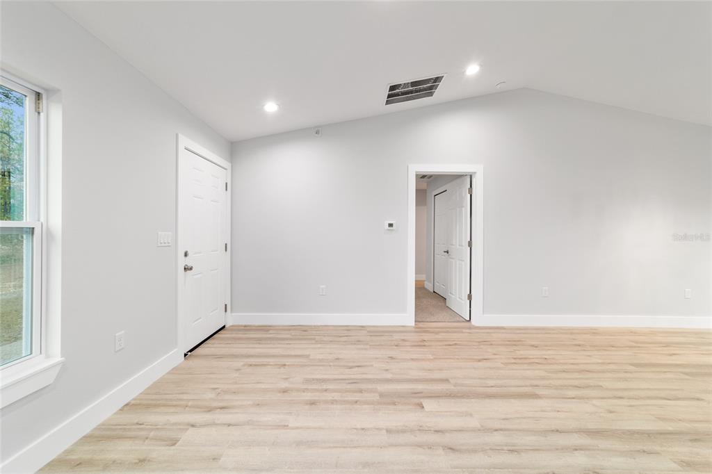 15591 Southwest 8th Place Ocala, FL 34481 - Photo 10 of 37