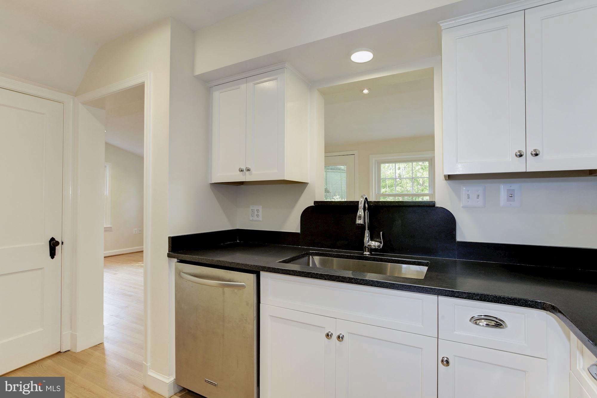 9914 Woodburn Road Silver Spring, MD 20901 - Photo 10 of 28 Kitchen