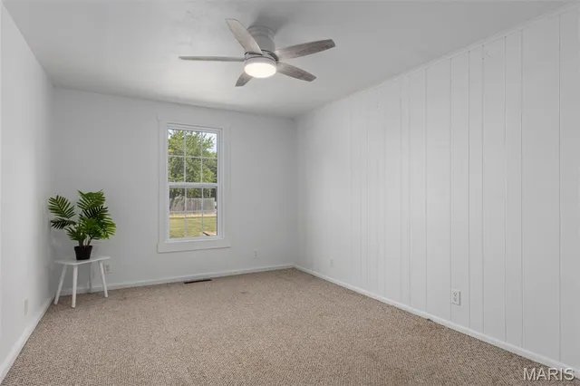 $170,000 | 211 South Lake Street, Mount Olive, IL 62069