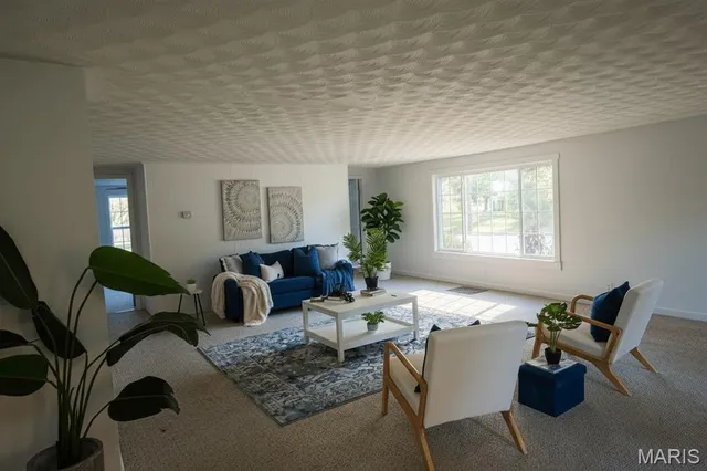 $170,000 | 211 South Lake Street, Mount Olive, IL 62069