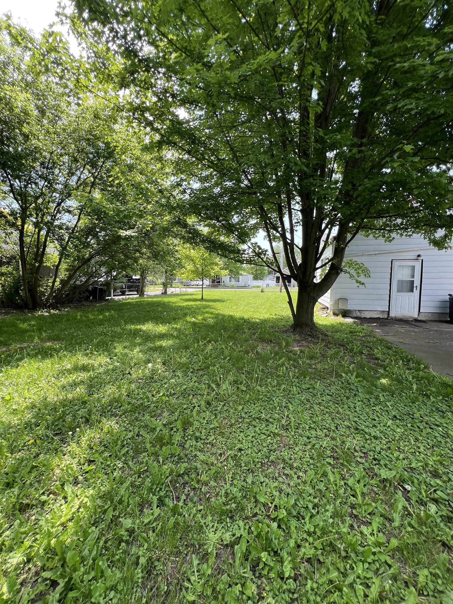 2101 East Judd Road Burton, MI 48529 - Photo 27 of 30