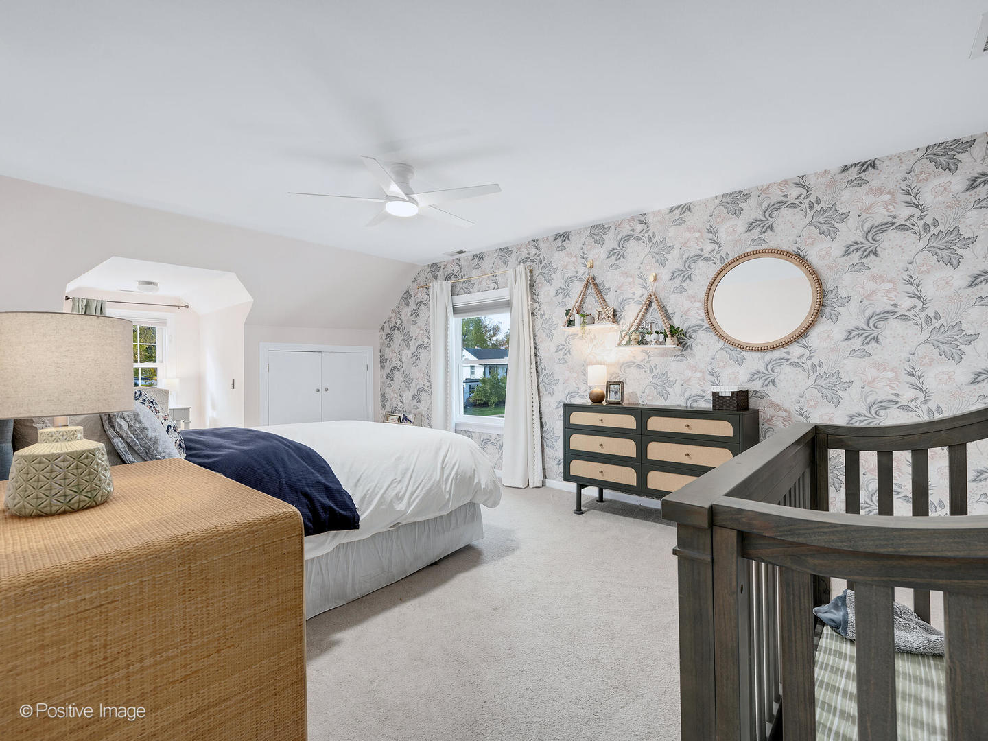 637 South Prospect Avenue Elmhurst, IL 60126 - Photo 23 of 37 a bedroom with a bed and a chandelier