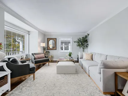 $924,900 | 637 South Prospect Avenue, Elmhurst, IL 60126