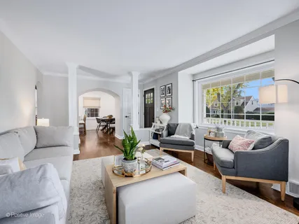 $924,900 | 637 South Prospect Avenue, Elmhurst, IL 60126