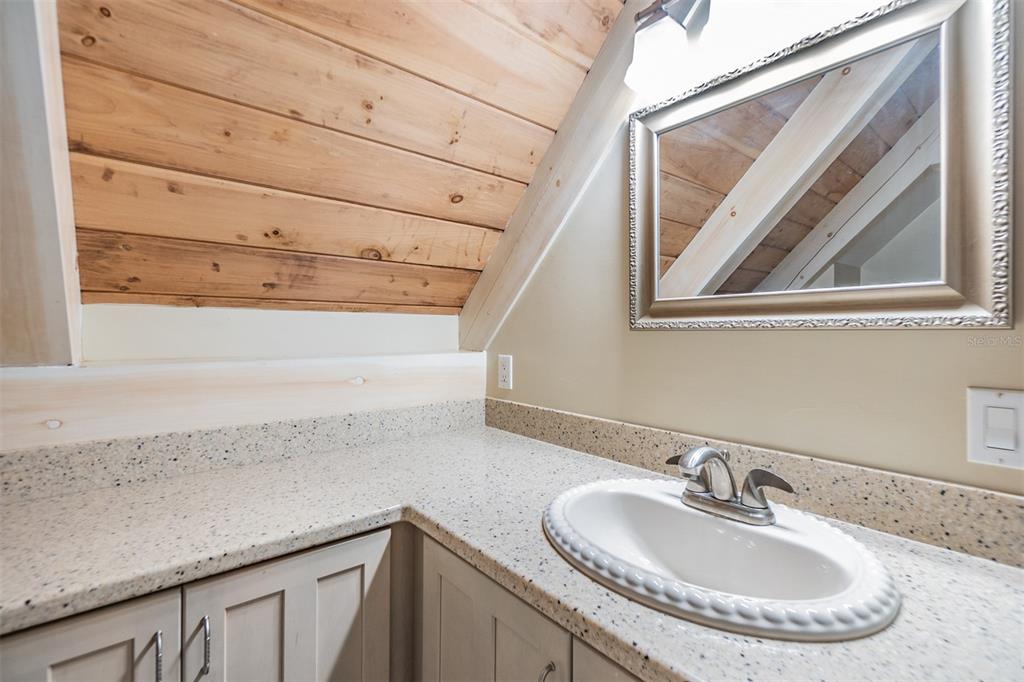 2118 Harbour Watch Drive Tarpon Springs, FL 34689 - Photo 29 of 59