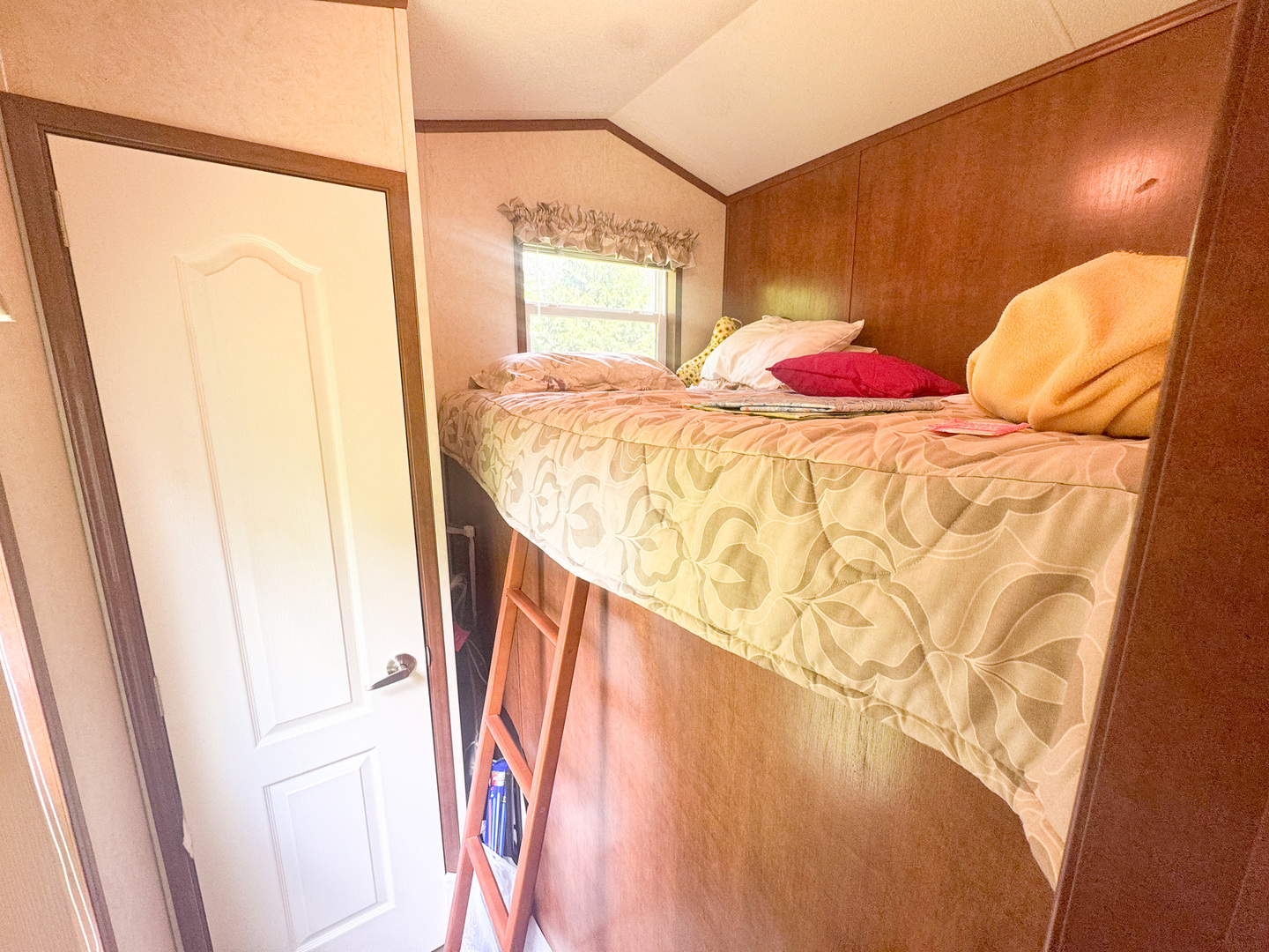 7-98 Woodhaven Sublette, IL 61367 - Photo 22 of 23 a bed room with a bed and a couch