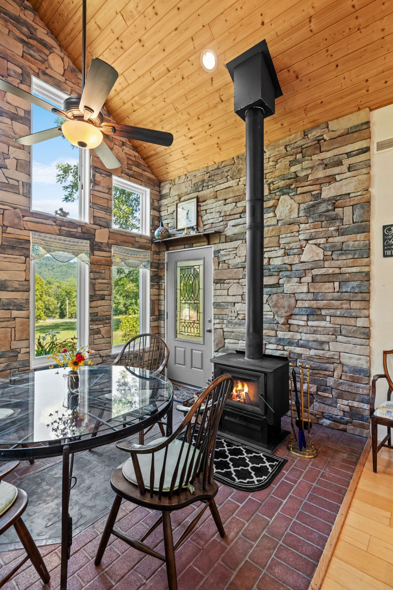 1556 Chestnut Grove Road Morrison, TN 37357 - Photo 11 of 58