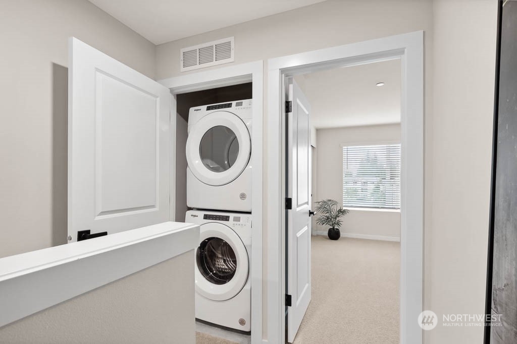 16124 Cascadian Way, Unit B2 Bothell, WA 98012 - Photo 14 of 19 Gallery Image 14