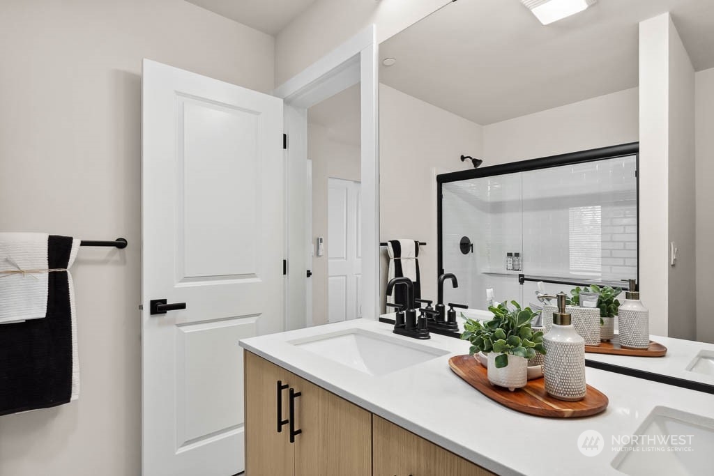 16124 Cascadian Way, Unit B2 Bothell, WA 98012 - Photo 18 of 19 Gallery Image 18