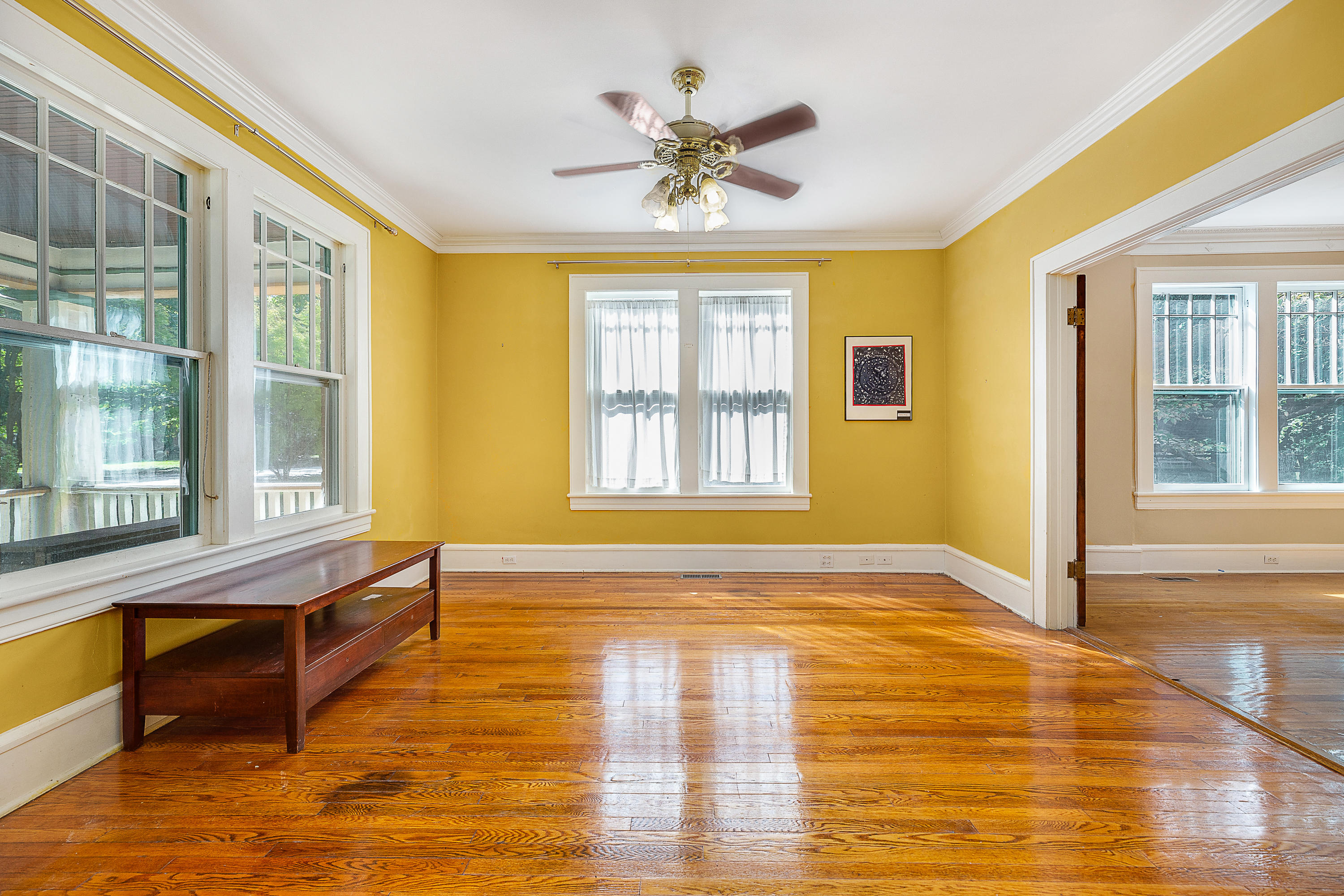 2019 Carter Road Southwest Roanoke, VA 24015 - Photo 10 of 31 Lots of Natural Light