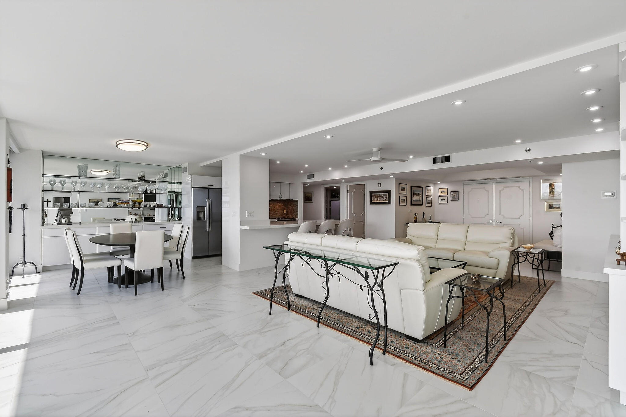 5280 North Ocean Drive, Unit 11F Singer Island, FL 33404 - Photo 14 of 97 5280NOceanDr#11F(14)