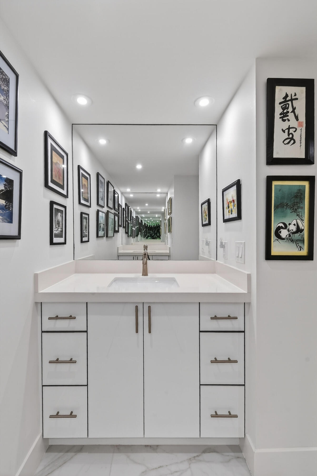 5280 North Ocean Drive, Unit 11F Singer Island, FL 33404 - Photo 38 of 97 5280NOceanDr#11F(39)