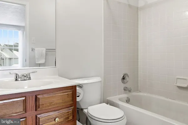 $365,000 | 1114 Oakland Court, Newark, DE 19711