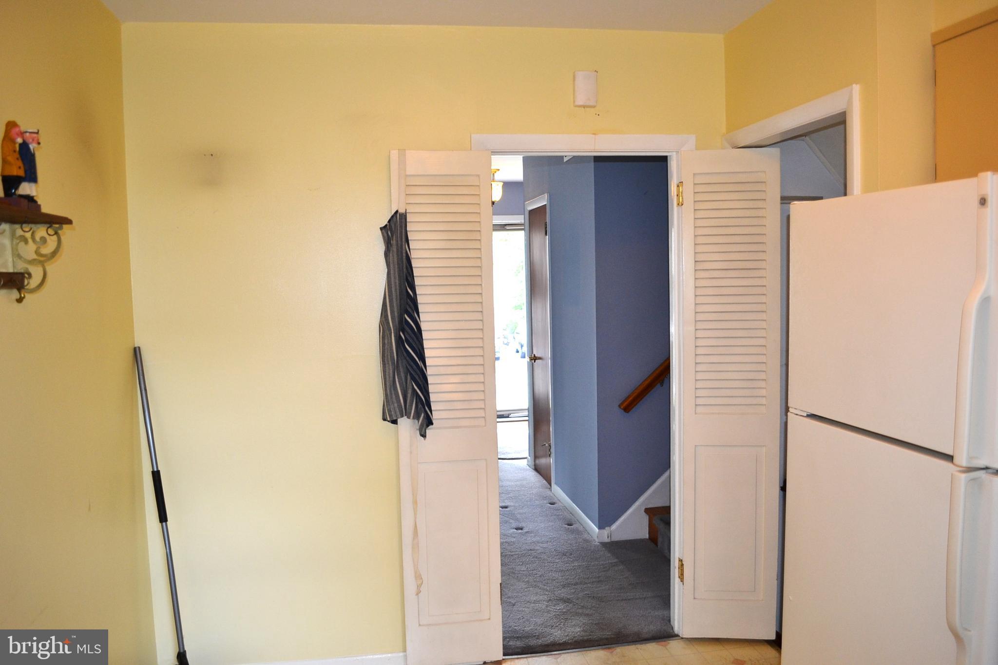 12 Red Oak Road Oreland, PA 19075 - Photo 11 of 49 Kitchen