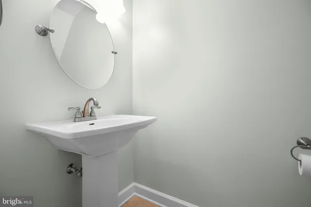 $570,000 | 12324 Malvern Way, Bristow, VA 20136