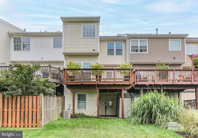 $570,000 | 12324 Malvern Way, Bristow, VA 20136