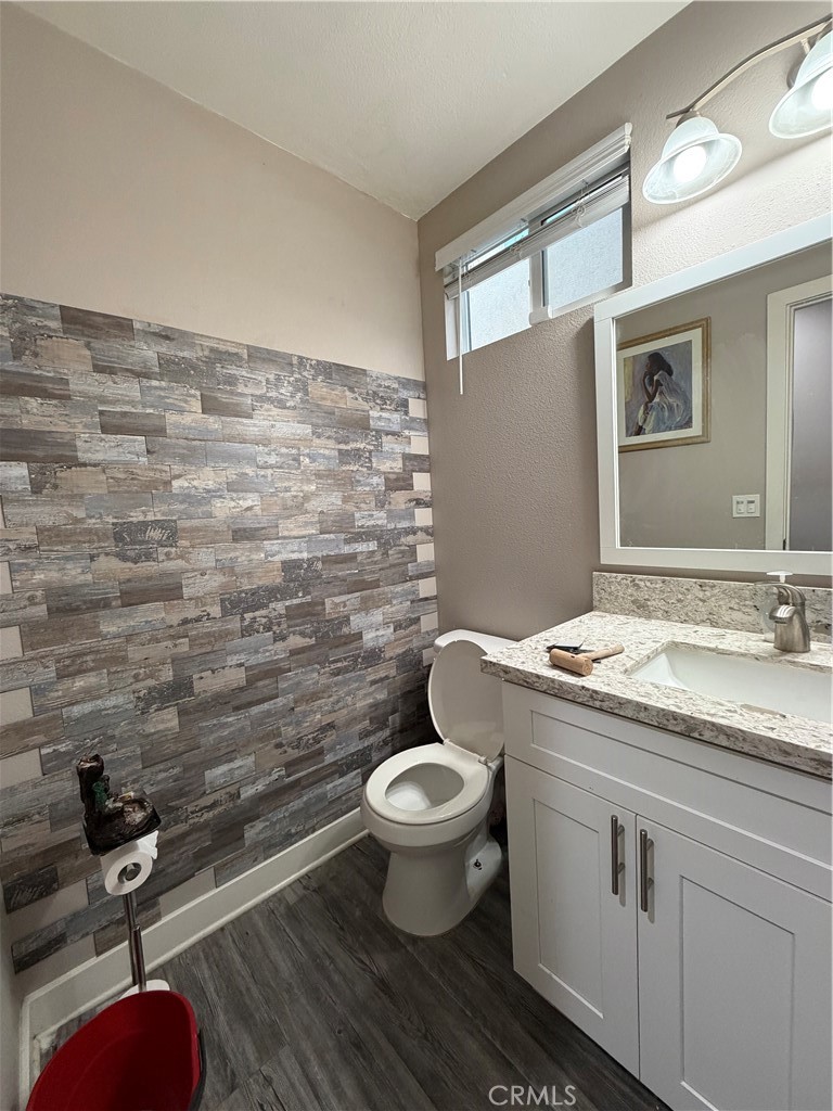 10128 Camino De Rosa Riverside, CA 92503 - Photo 13 of 36