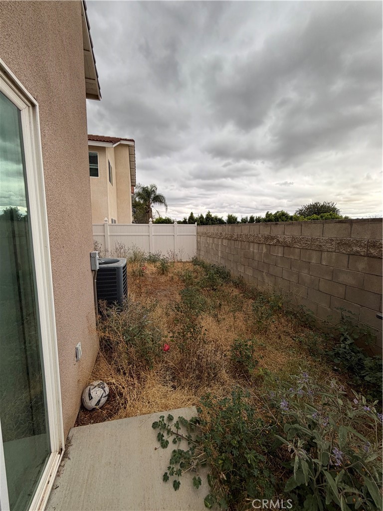 10128 Camino De Rosa Riverside, CA 92503 - Photo 34 of 36