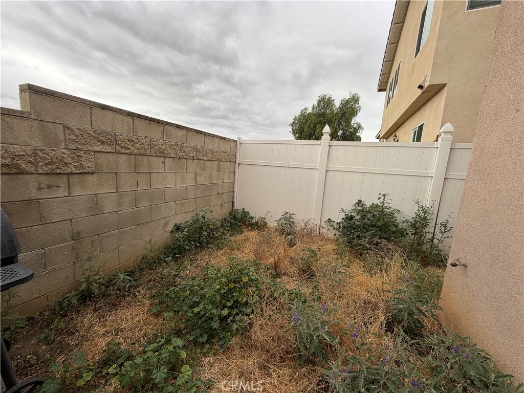 10128 Camino De Rosa Riverside, CA 92503 - Photo 35 of 36