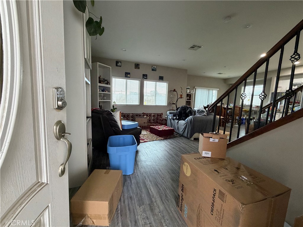 10128 Camino De Rosa Riverside, CA 92503 - Photo 4 of 36