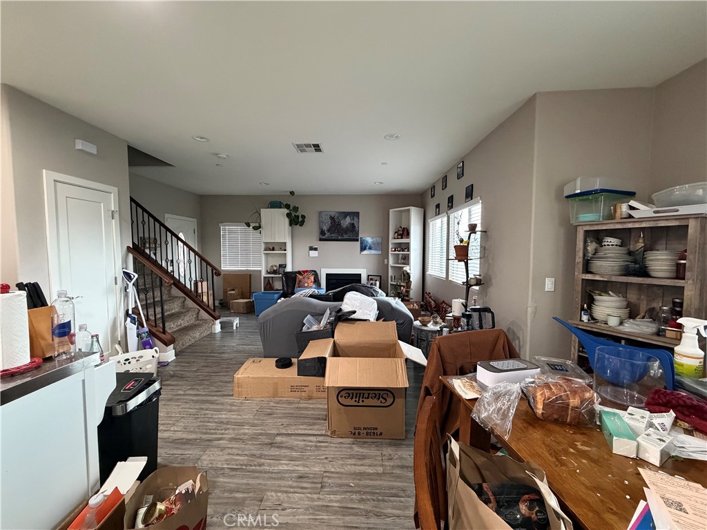 10128 Camino De Rosa Riverside, CA 92503 - Photo 7 of 36