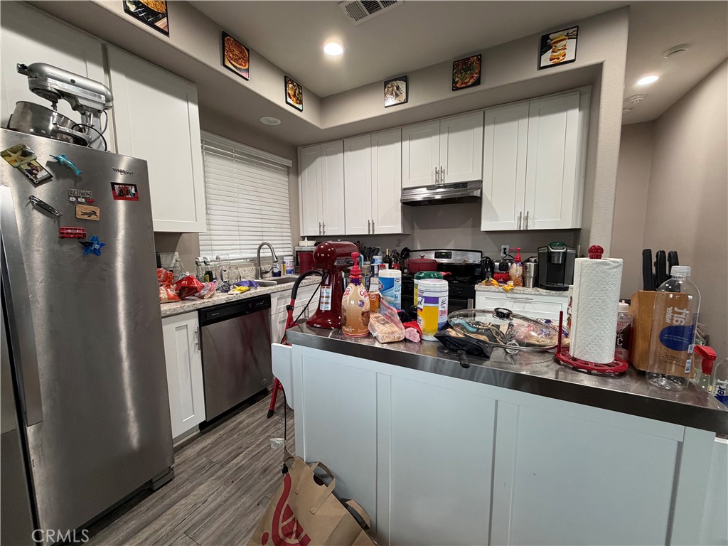 10128 Camino De Rosa Riverside, CA 92503 - Photo 8 of 36