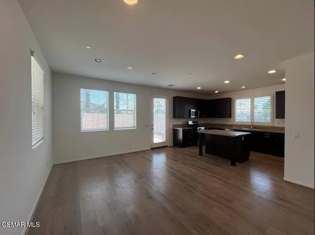 $3,875 | 8648 Winnetka Avenue, Winnetka, CA 91306