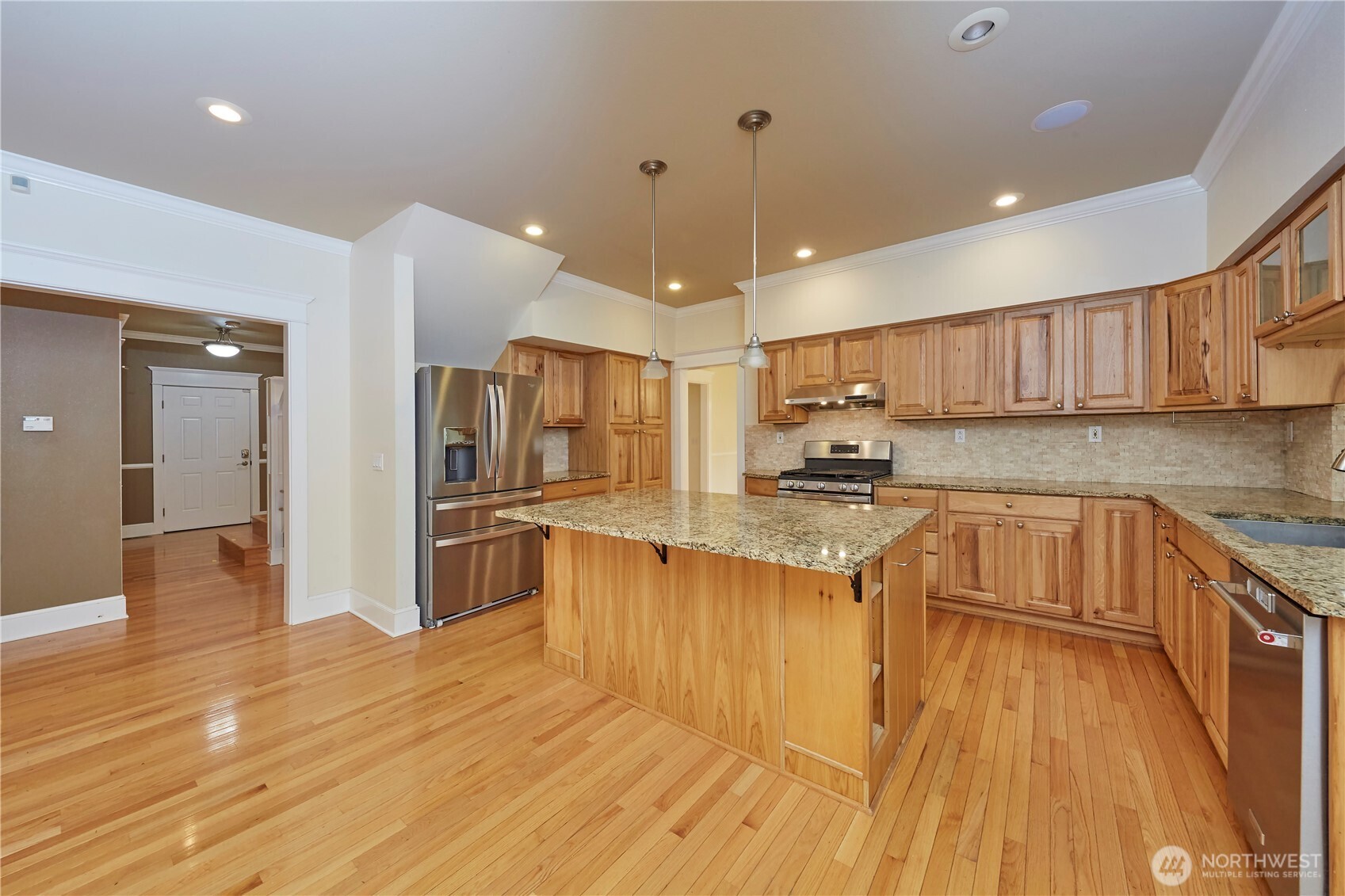 4909 Southwest Old Clifton Road Port Orchard, WA 98367 - Photo 13 of 40