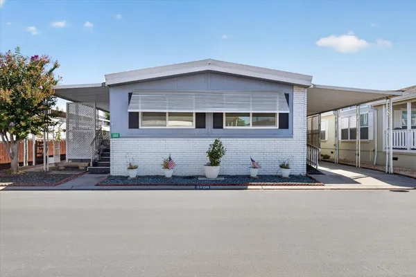 a front view of house with yard