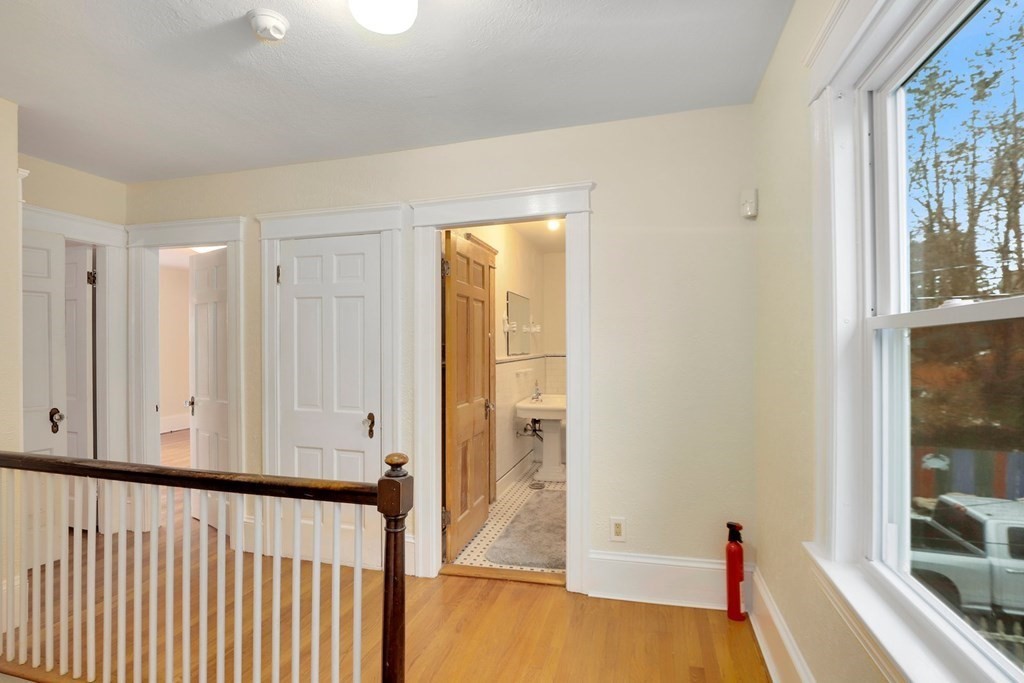 61 Coolidge Road Worcester, MA 01602 - Photo 25 of 42 Gallery Image 25