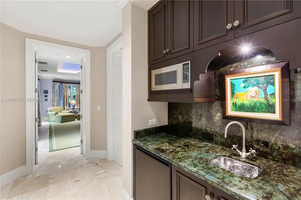 $8,498,000 | 4867 Southwest 82nd Street, Miami, FL 33143