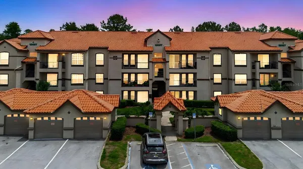 $199,900 | 18107 Peregrines Perch Place, Unit 6303, Lutz, FL 33558