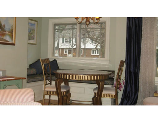 20 Canterbury Road Winchester, MA 01890 - Photo 5 of 16 Gallery Image 5