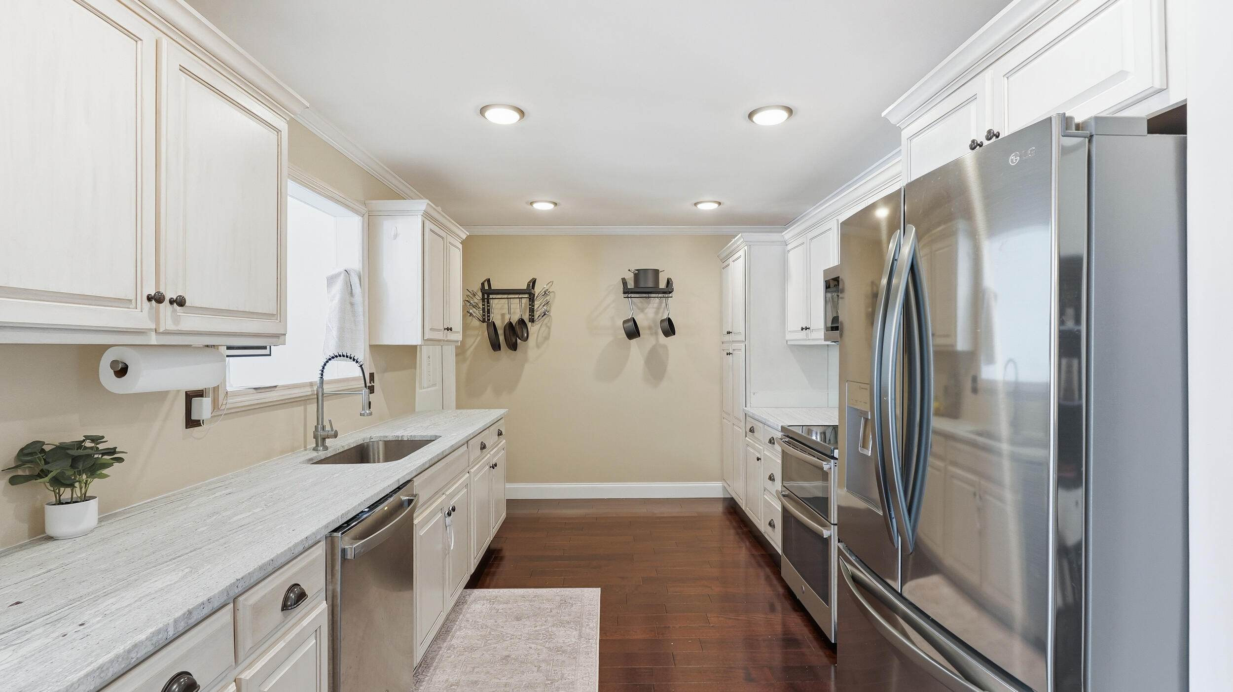 210 Hiwassee Drive Charleston, TN 37310 - Photo 11 of 42 210 Hiwassee Dr-12