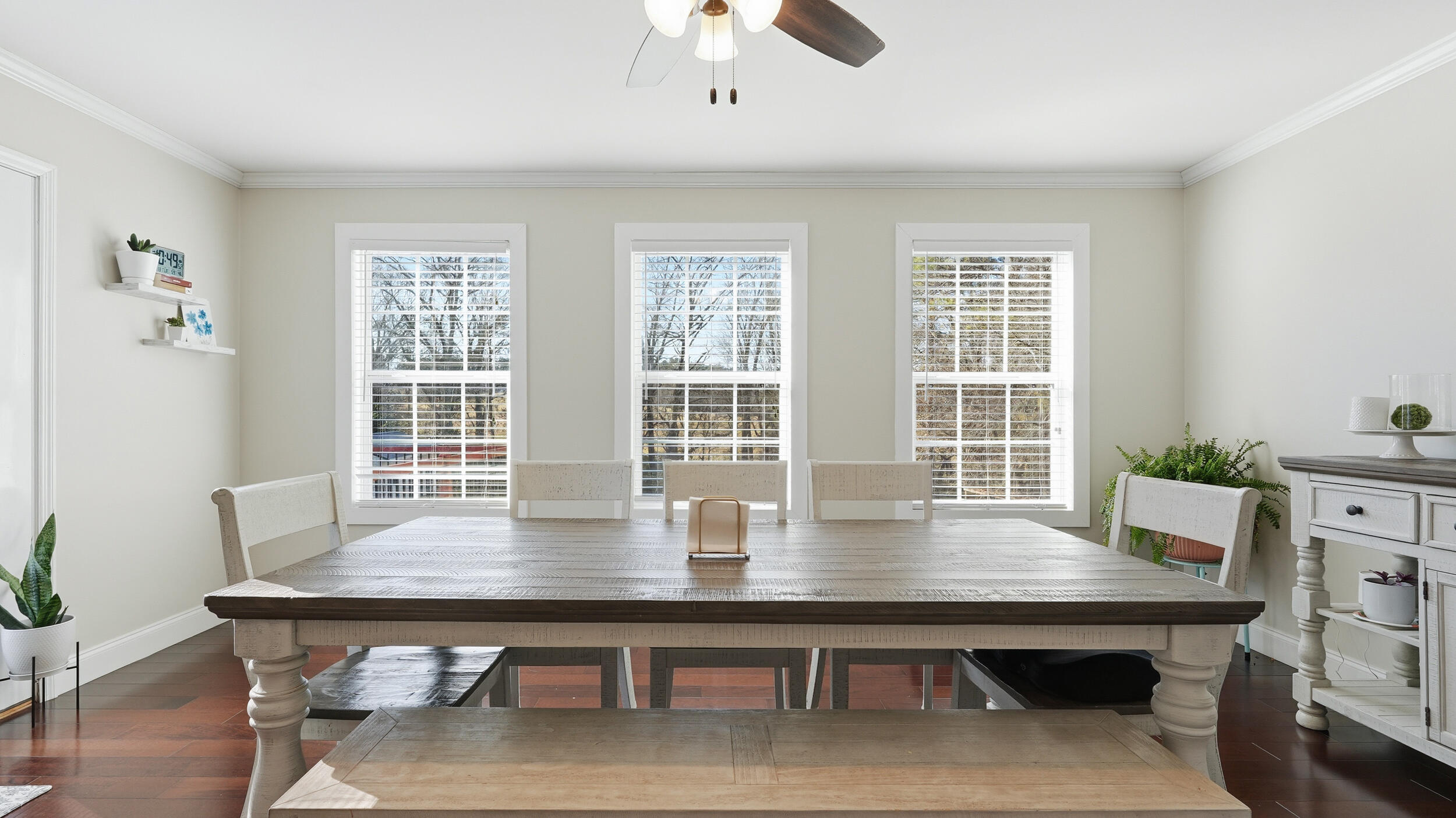 210 Hiwassee Drive Charleston, TN 37310 - Photo 8 of 42 210 Hiwassee Dr-10