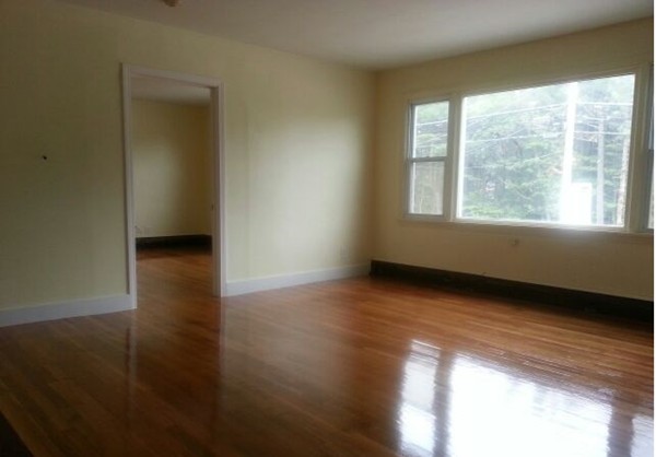 85 Sturbridge Road Charlton, MA 01507 - Photo 6 of 10