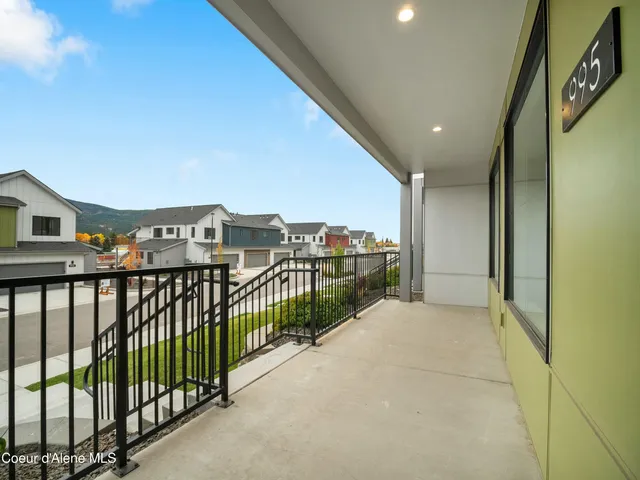 $685,000 | 995 East RR Avenue, Post Falls, ID 83854