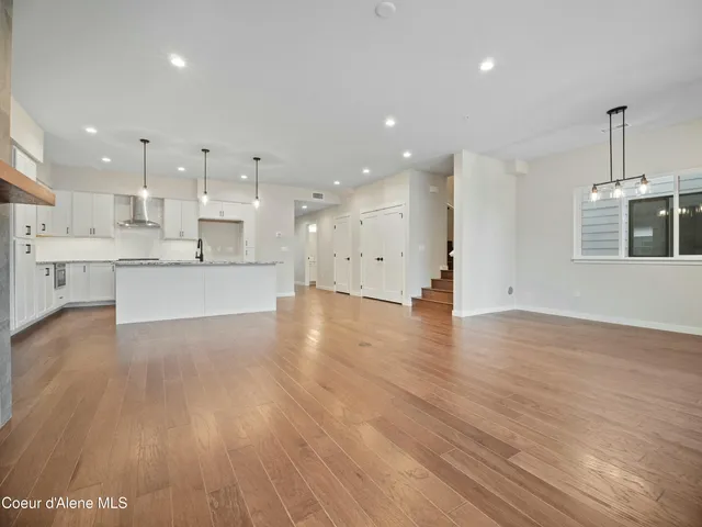 $685,000 | 995 East RR Avenue, Post Falls, ID 83854