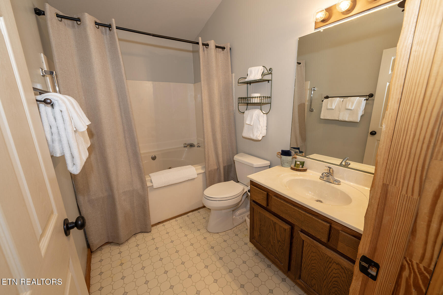 407 Kurts Corner Road Townsend, TN 37882 - Photo 13 of 19 DSC_0453 copy