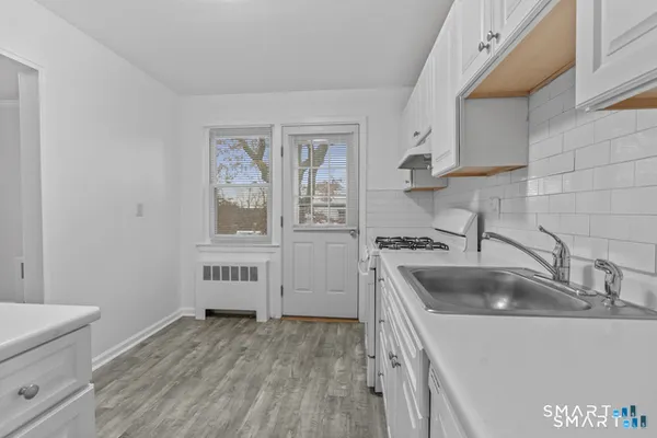 $2,595 | 146 Blachley Road, Unit C, Stamford, CT 06902